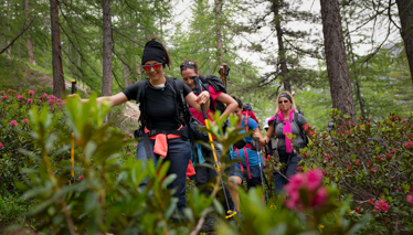 TOUR OF THE MONT AVIC LAKES